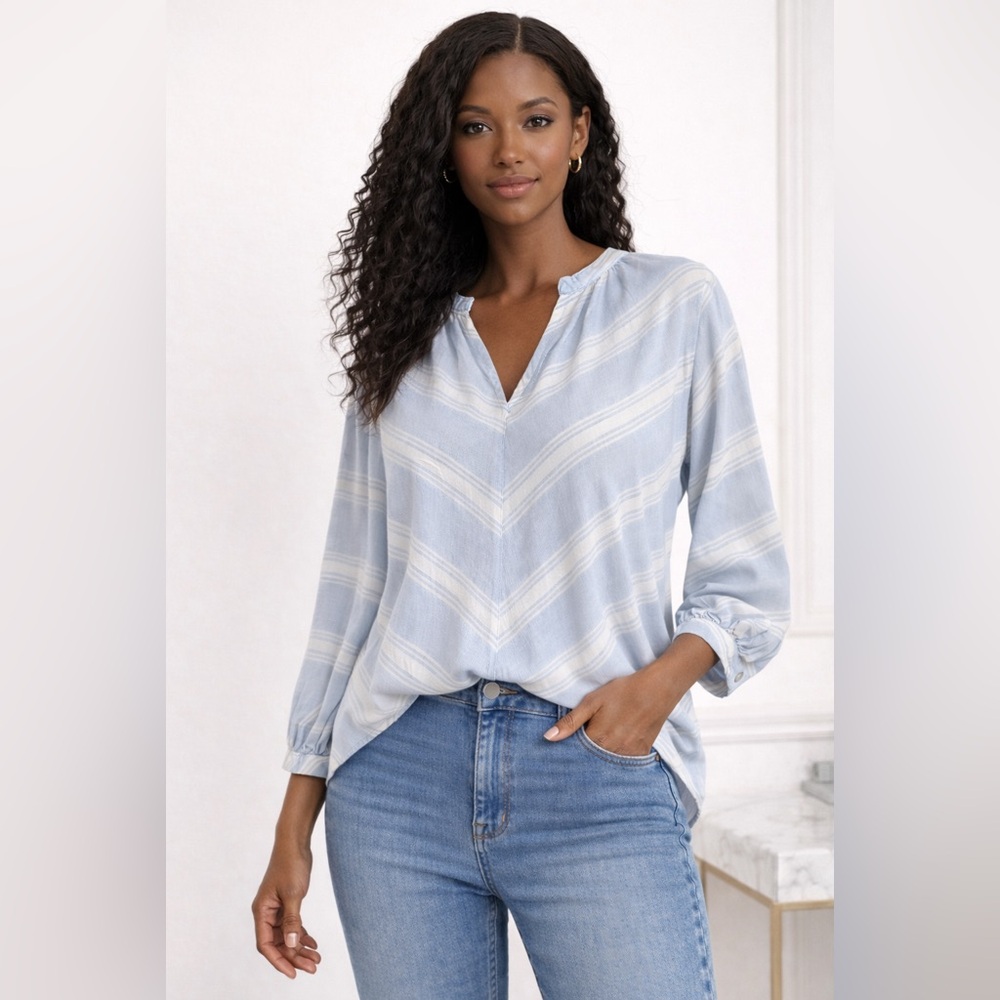 Caslon Soft Blue and White Striped Blouse Loose fit XL Linen, Rayon